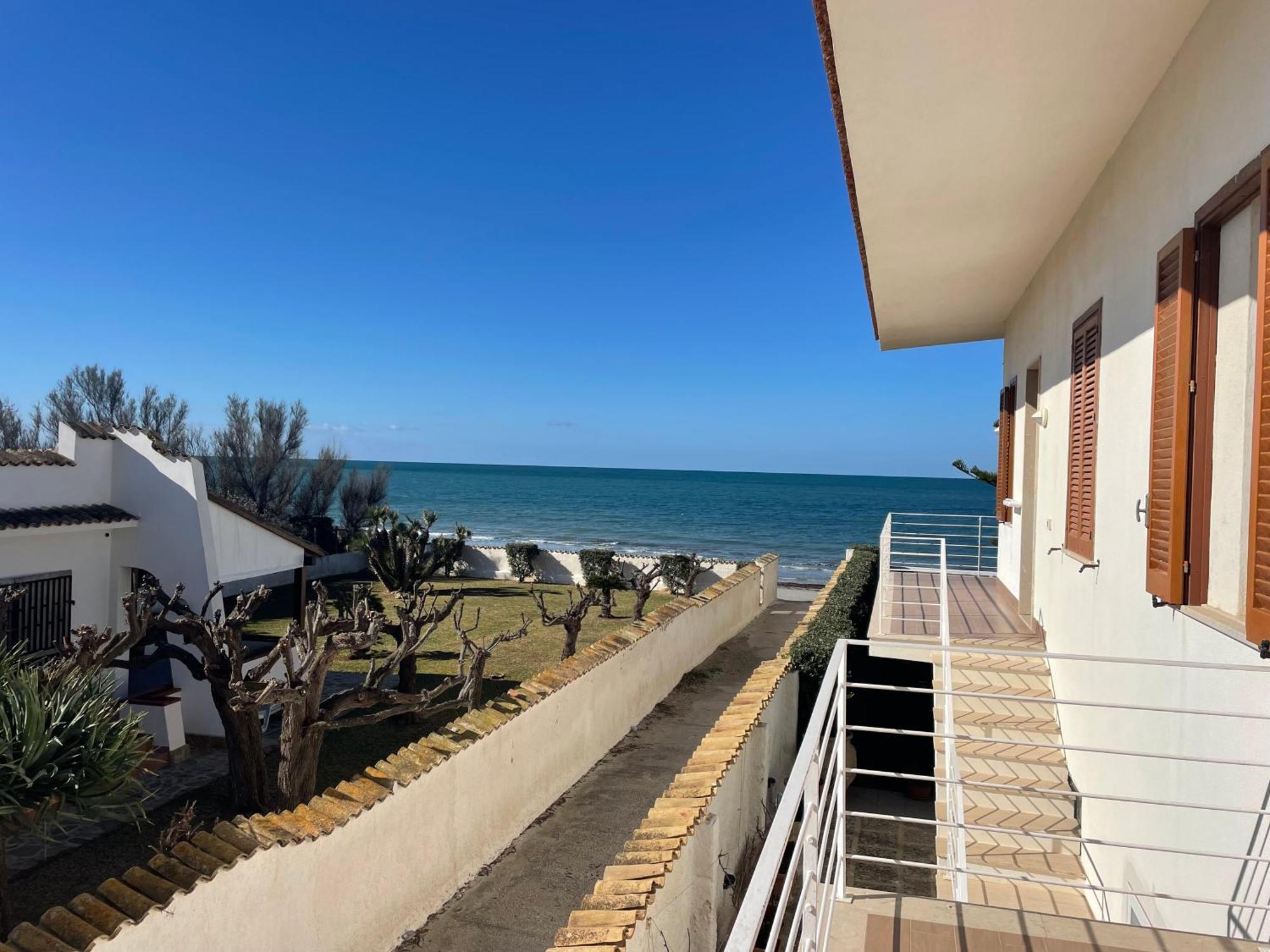 Suitebeach B&B And Resort Марсала Экстерьер фото